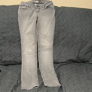 Skinny casual pants that go with whatever you want.